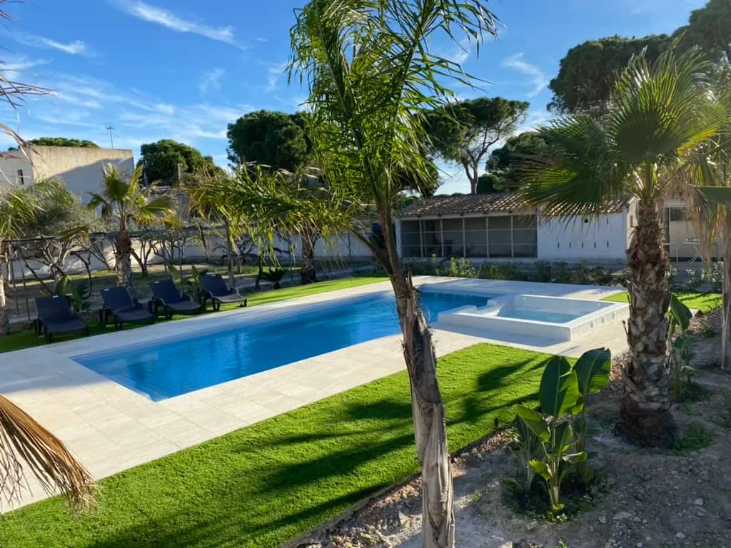 Instalación piscina Riviera & Cristal Spa en Málaga